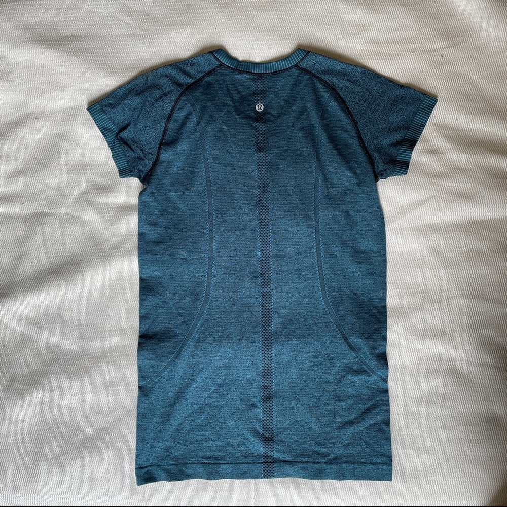 Lululemon Swiftly Tech Tee - Picture 2 of 6